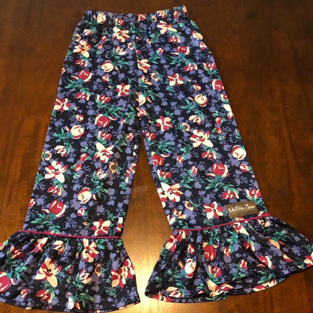 Floral ruffle pants
